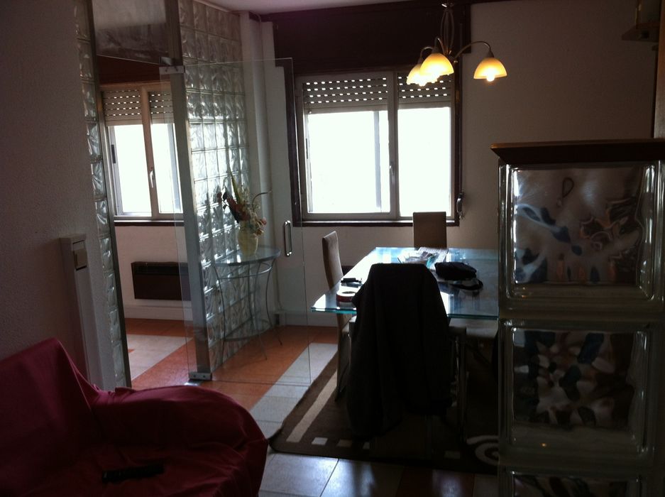 Quarto de casal perto Arrábida Shopping