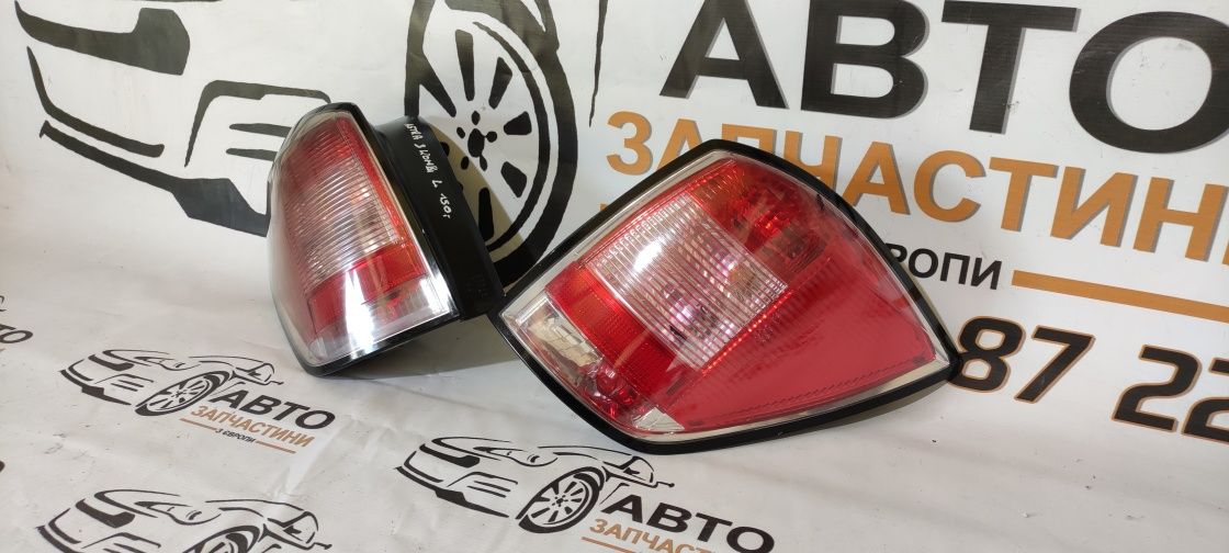 Ліхтар задній правий лівий  Opel Astra H універсал