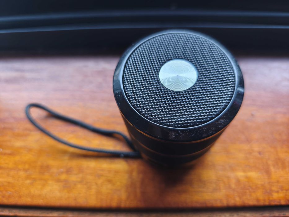 Coluna de Som Bluetooth Portátil (Preta)