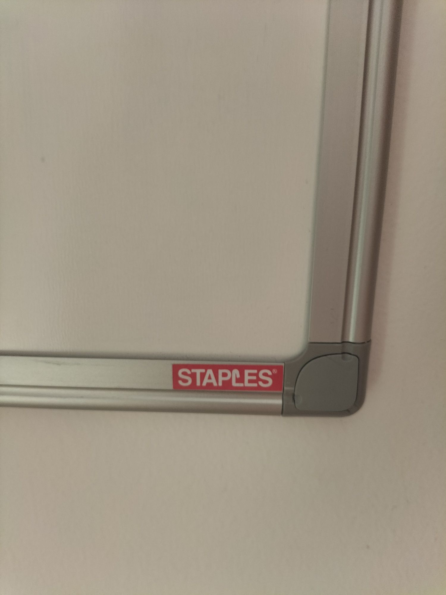 Quadro branco da staples