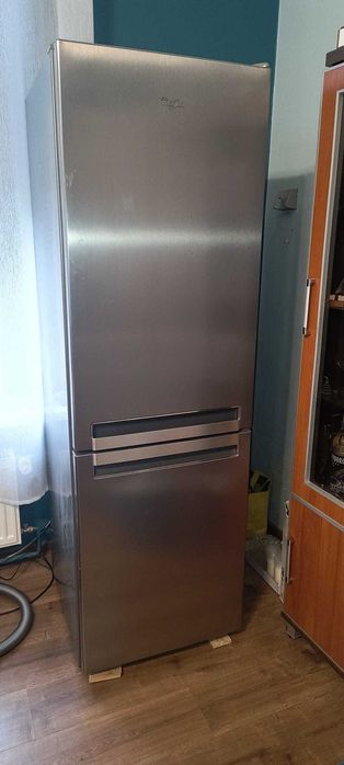 sprzedam lodówkę Whirpool