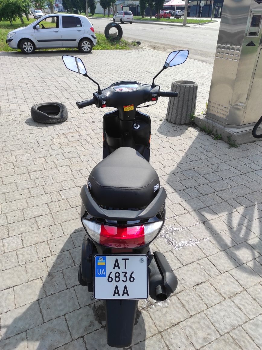 Скутер spark 125