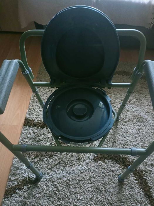 Krzesło toaletowe, przenośne WC