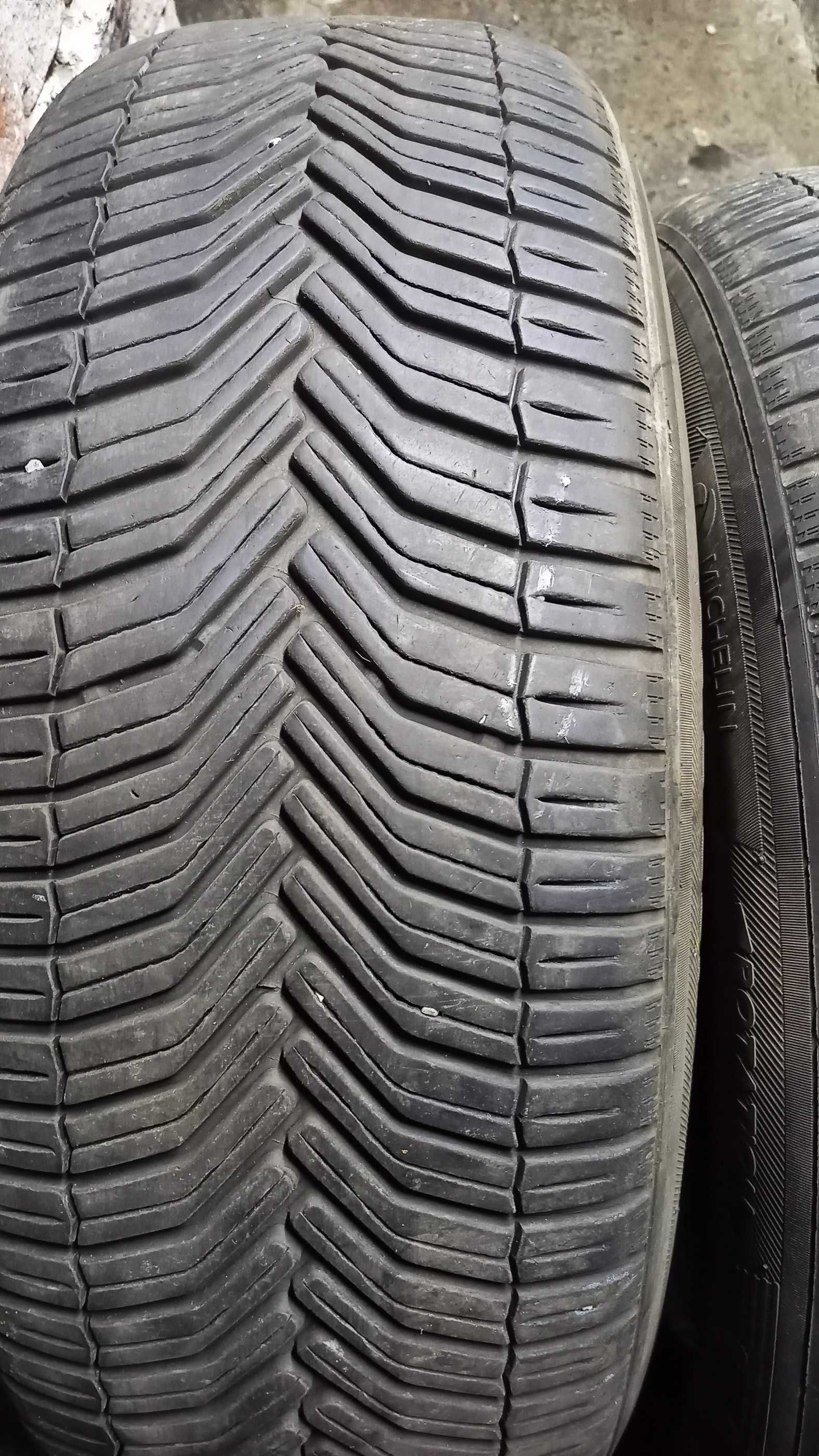 2szt. opony całoroczne: 205/50 R17 Michelin Crossclimate SUV 107W.