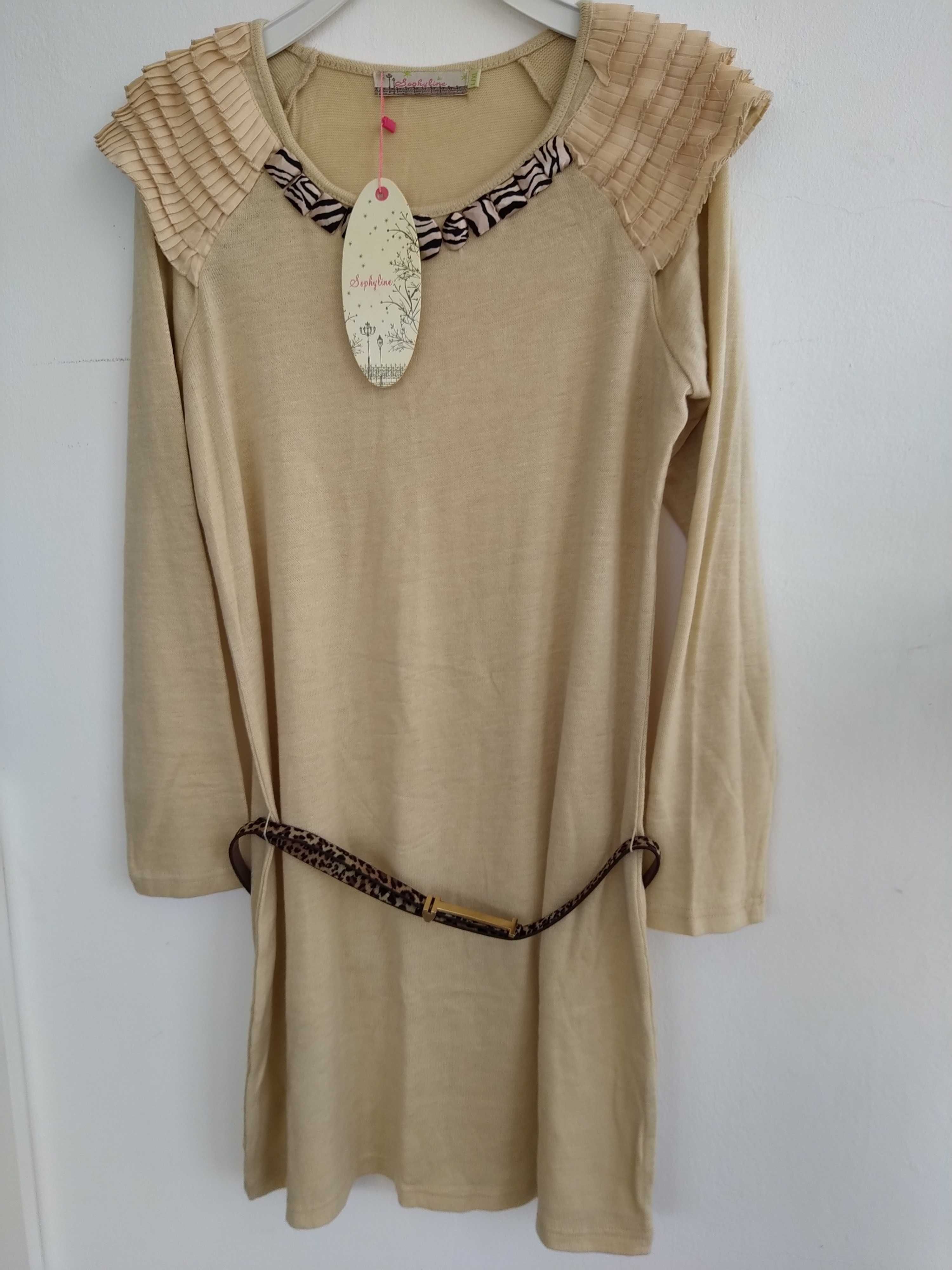 Camisola creme com botões e cinto tigresa - Tamanho L / XL - Nova!