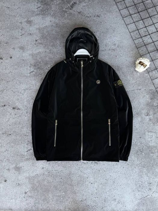 Якісна вітровка Stone Island