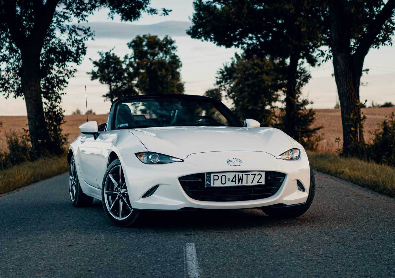Wynajem Mazda MX-5 2.0 Miata cabrio bez kaucji wypożyczalnia samochodó