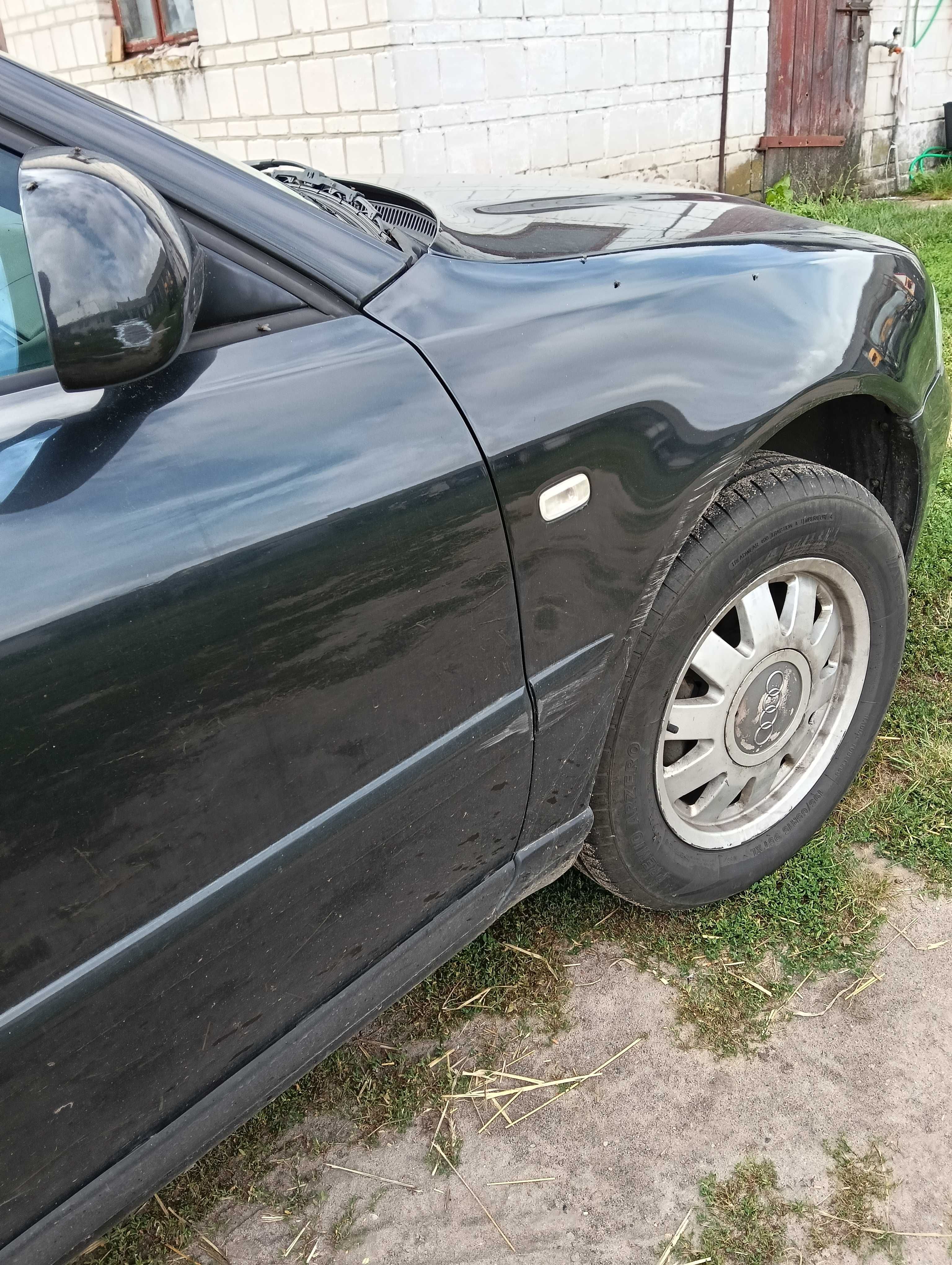 Audi A4 B5, 1.6 Benzyna + gaz. Car play