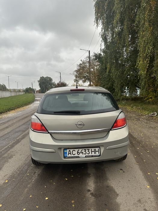 Продам Opel astra h