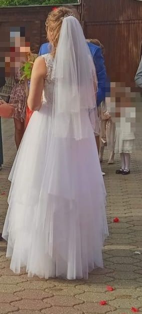 Piękna Suknia ślubna