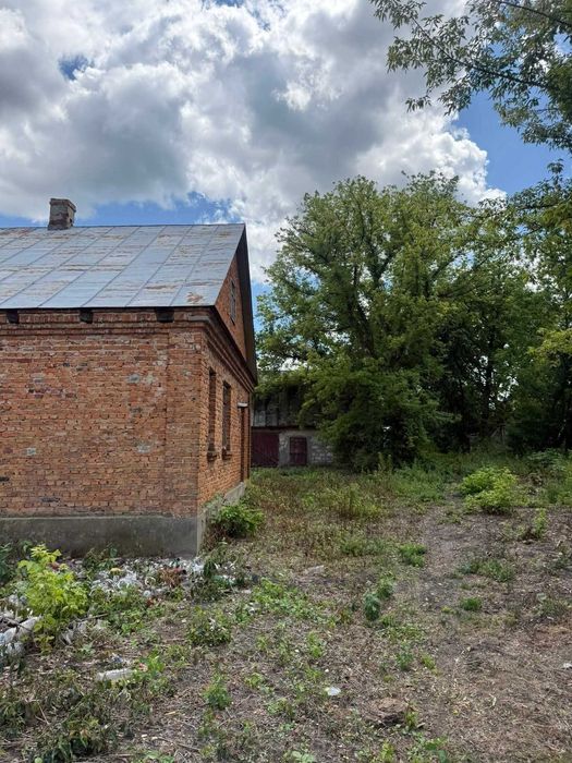 Продаж будинку біля Кременця