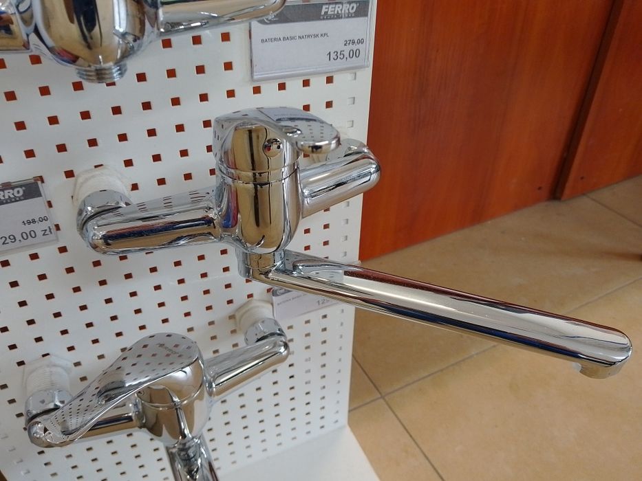 Bateria ferro Basic zlew ściana