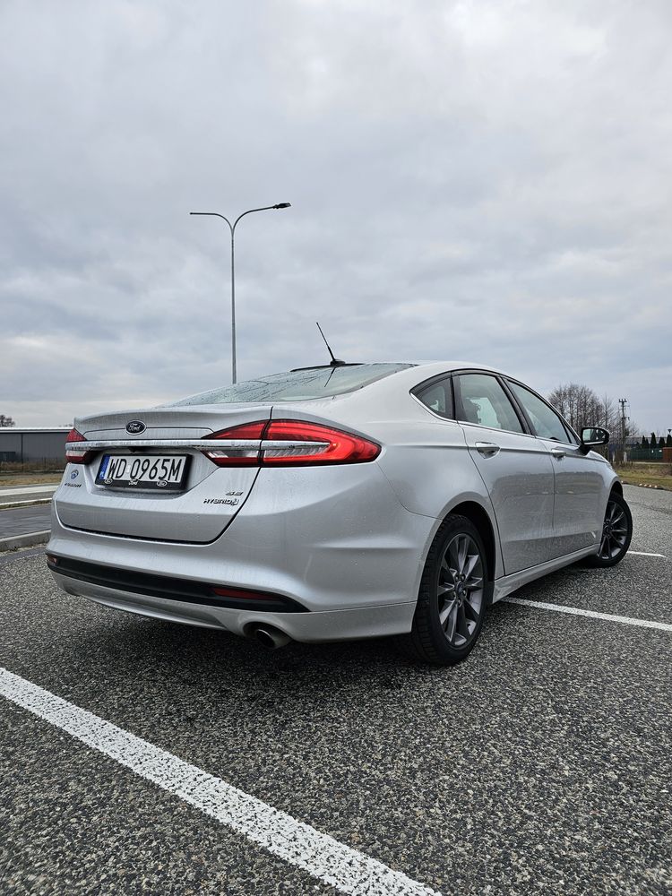 Ford Fusion Mondeo Hybrid