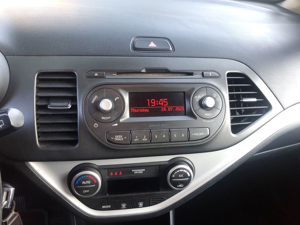 KIA Picanto CVVT LX Eco Sport 2015 - Gasolina