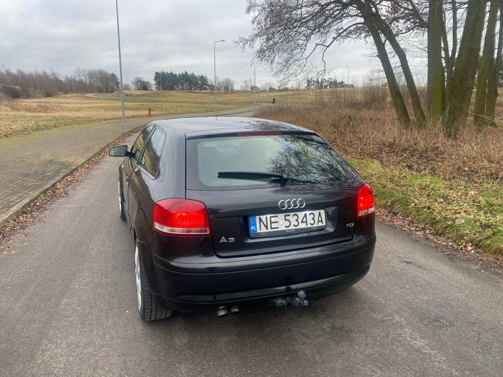 Części do audi a3 8p 3drzwi silnik 2.0 tdi bkd skrzynia hdv kolor lz9w