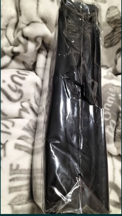 Czarne satynowe prześcieradło z gumką,200x220 home&you