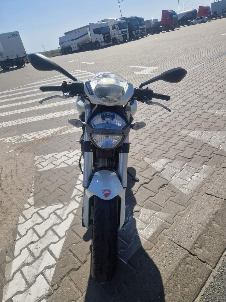 Продам Dukati Monster 696