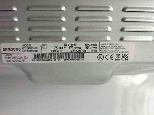 Kuchenka mikrofalowa Samsung MW6000M 900 W