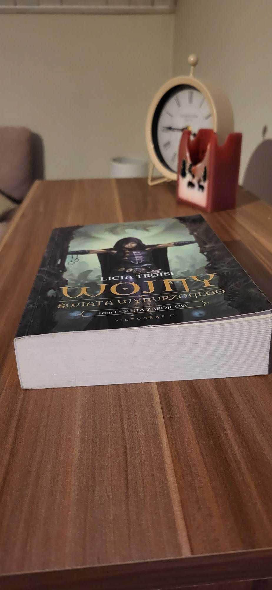 Wojny Świata Wynurzonego TOM I - JAK NOWA