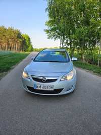Opel Astra Sprzedam Opla Astre J w combi drugi właściciel