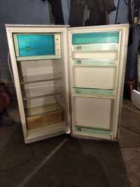 Продам 1 камерный холодильник Саратов  110см высота белый,рабочий рабо