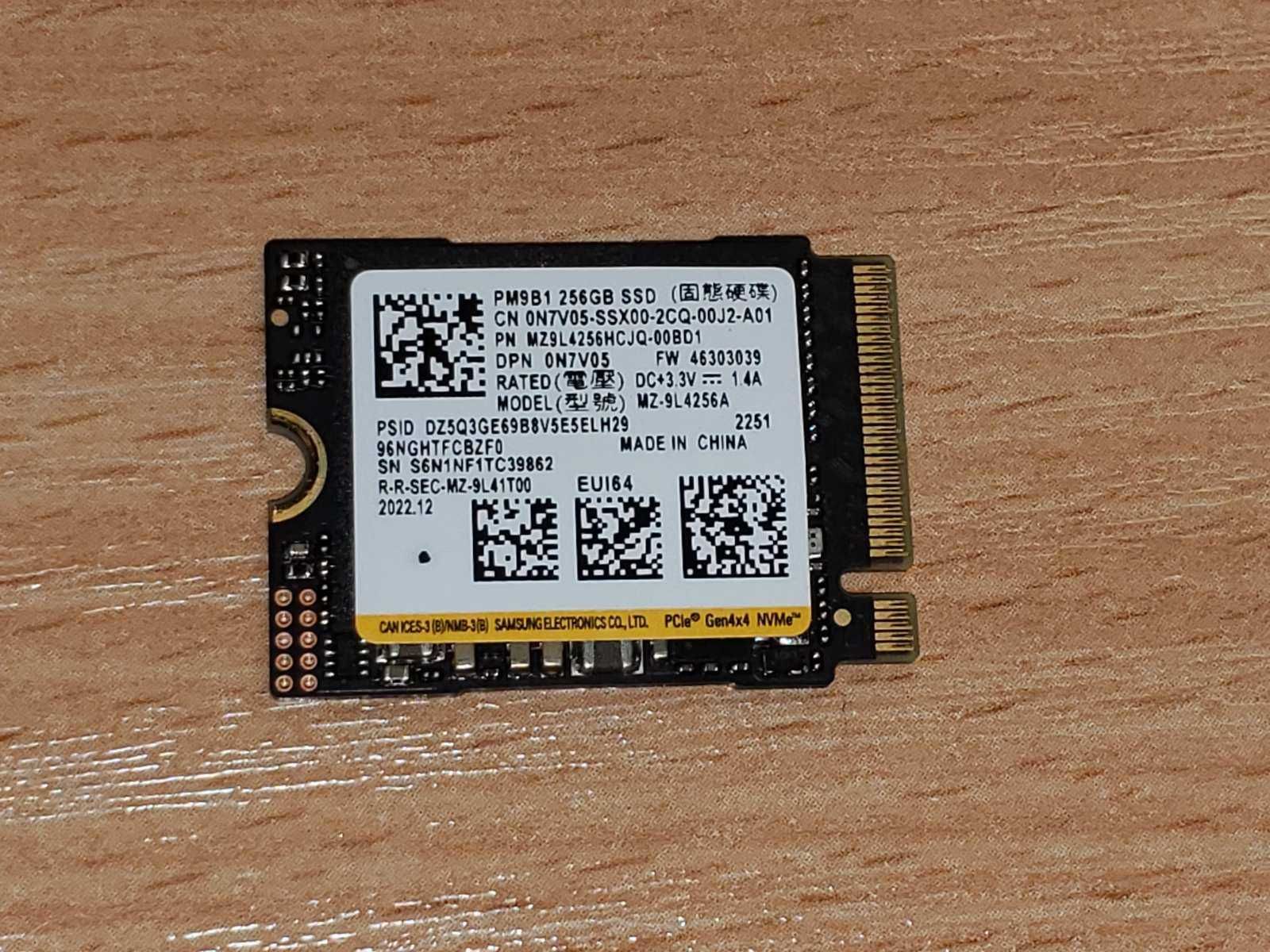 SSD 256gb Samsung PM9B1 Gen4 x4 NVMe M.2 2230. состояние нового.