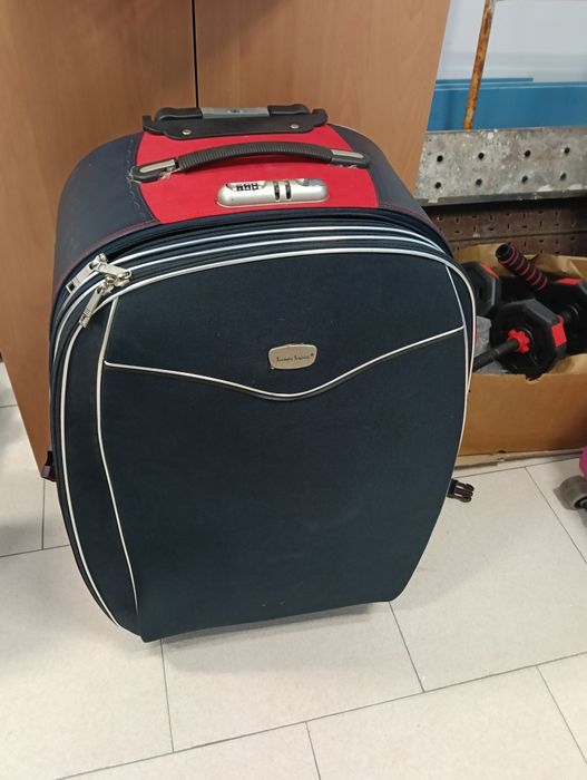 Malas de viagem usadas