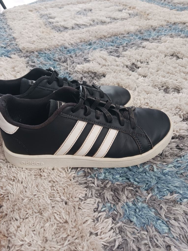 Buty adidas rozm. 35 1/3