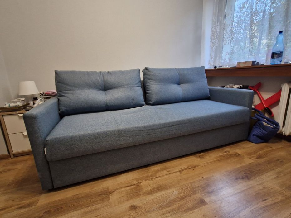 Niebieska Sofa rozkładana