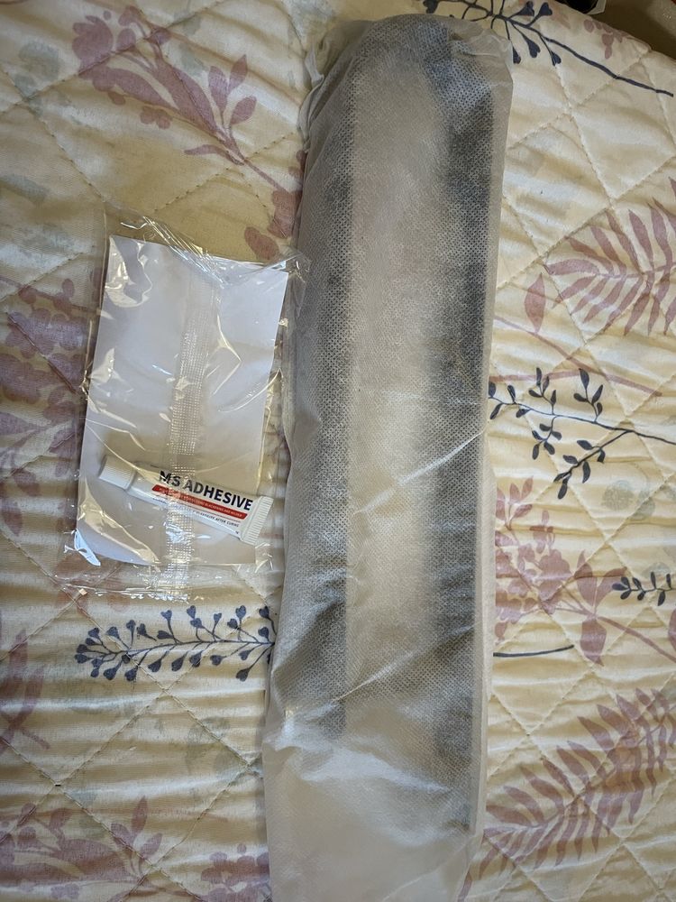 Suporte para pendurar toalhas. NOVO.