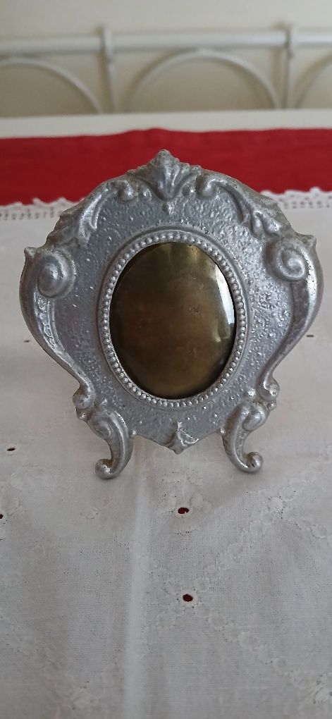 Moldura vintage, usada