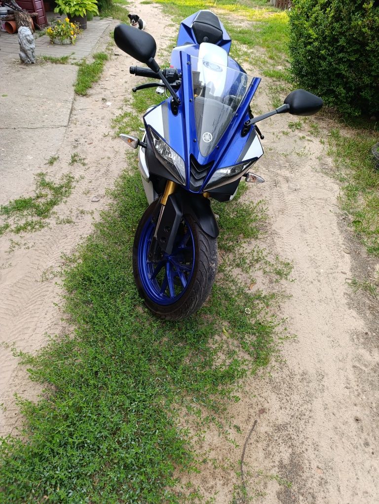 Yamaha 125 r yzf