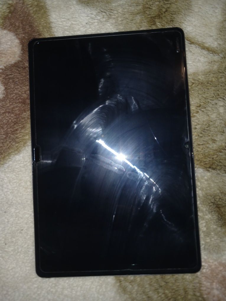 Планшет HUAWEI продам