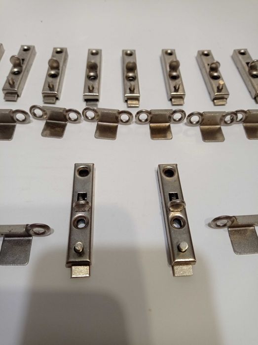 Щеколды для мебели.