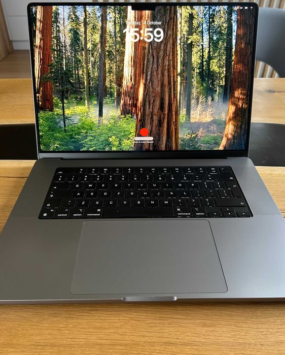 MacBook Pro 16” (2021) M1 Max/32 GB/1 TB – świetny stan, nowa bateria