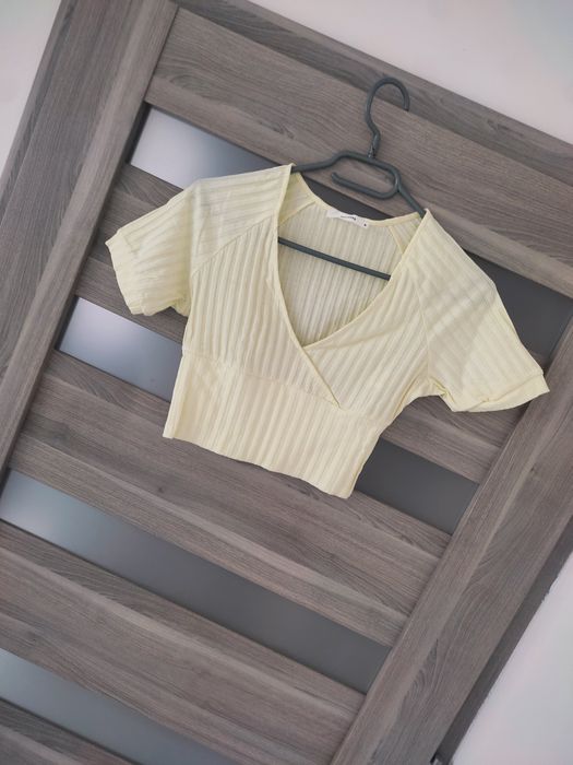 Żółty crop top z bawełny roz S