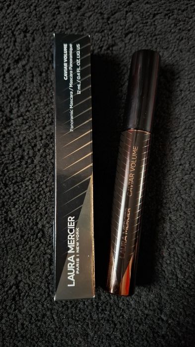 Laura Mercier Caviar Volume Panoramic Mascara