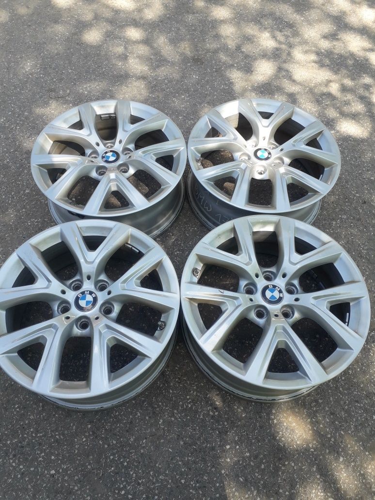 Felgi 17 aluminiowe BMW X1 X2 G20 G30 G31 5x112 et 39