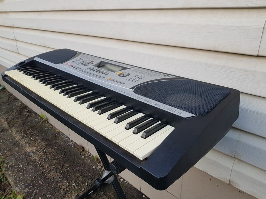 Синтезатор Sandanter SK-931 на 61 клавішу, б/у