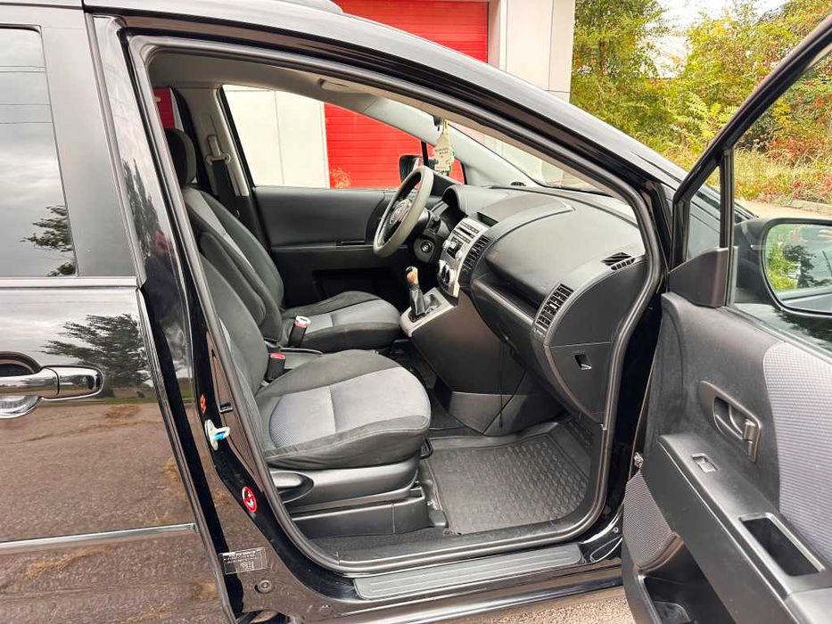 Mazda 5 минивен/7 мест