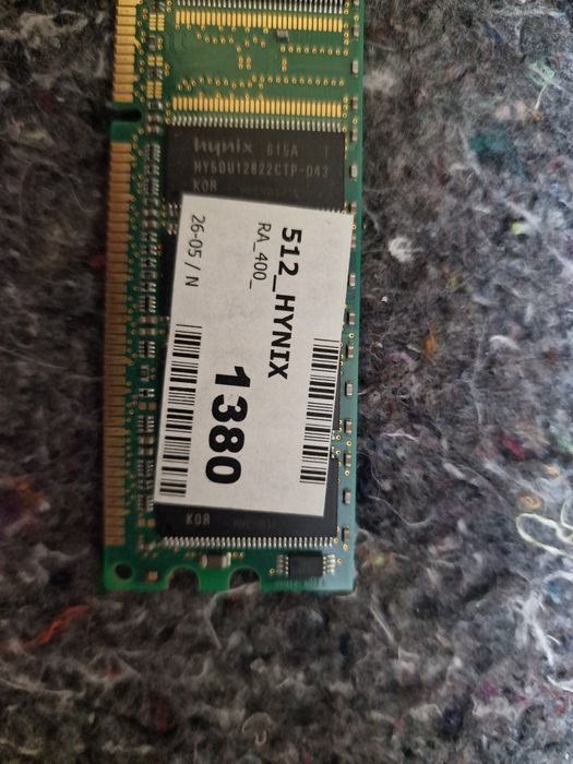 Pamięć RAM PC-3200U-30330  512Mb DDR 400MHz CL3