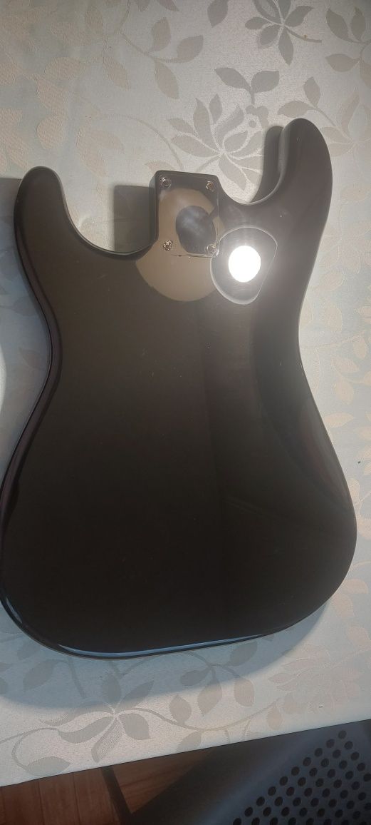 Corpo Squier Stratocaster Hardtail Preto