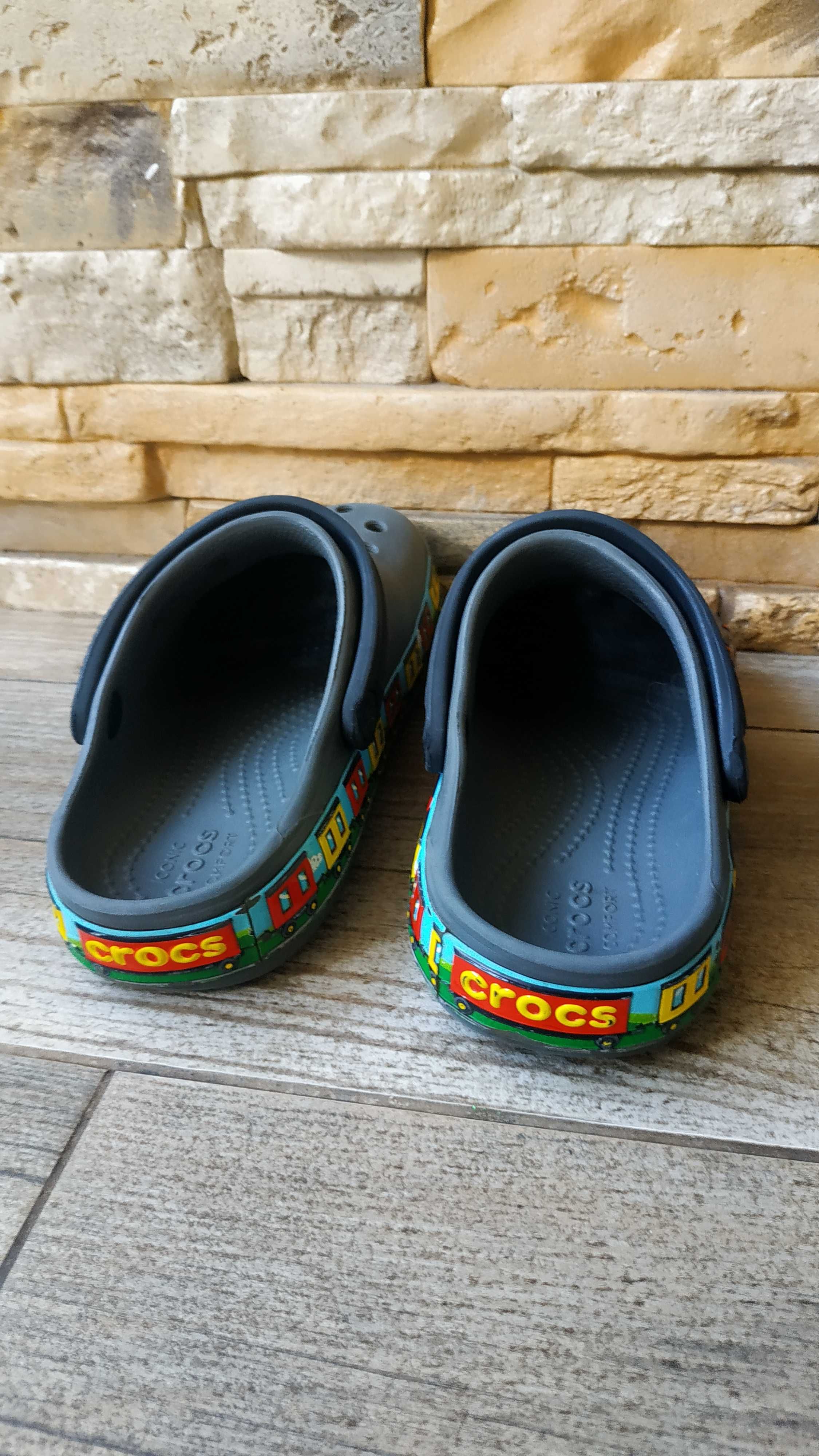 Босоніжки   Crocs c11