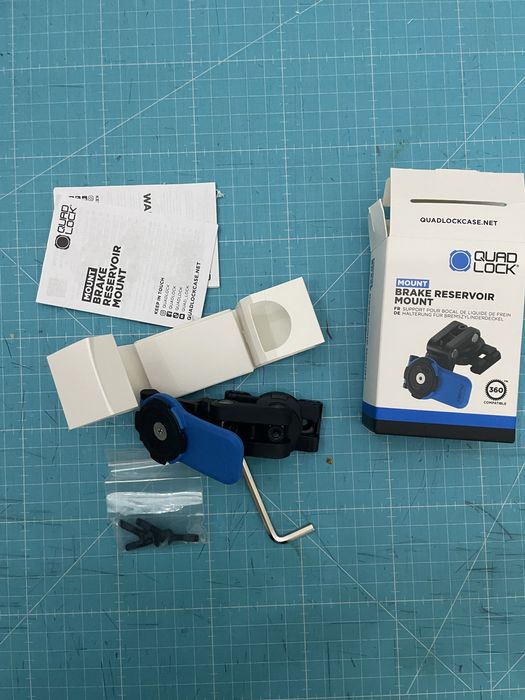 QUAD LOCK - BRAKE RESERVOIR MOUNT