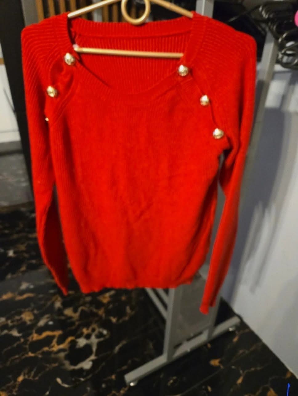 Sweter r.L/xl
Dł.całkowita 61cm
Szer.od paszki do paszki 56cm