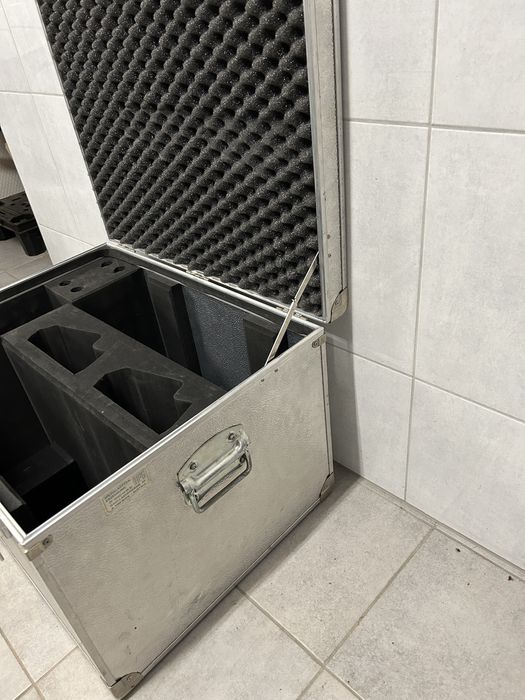 Skrzynia aluminiowa do kampera vana na sprzęt muzyczny