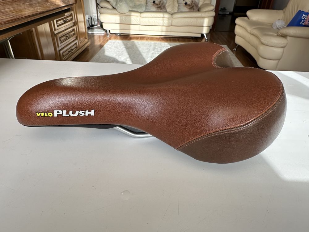 Вело сидение Velo Plush Comfort VL-6221, 27x20см, широкое, сост идеал