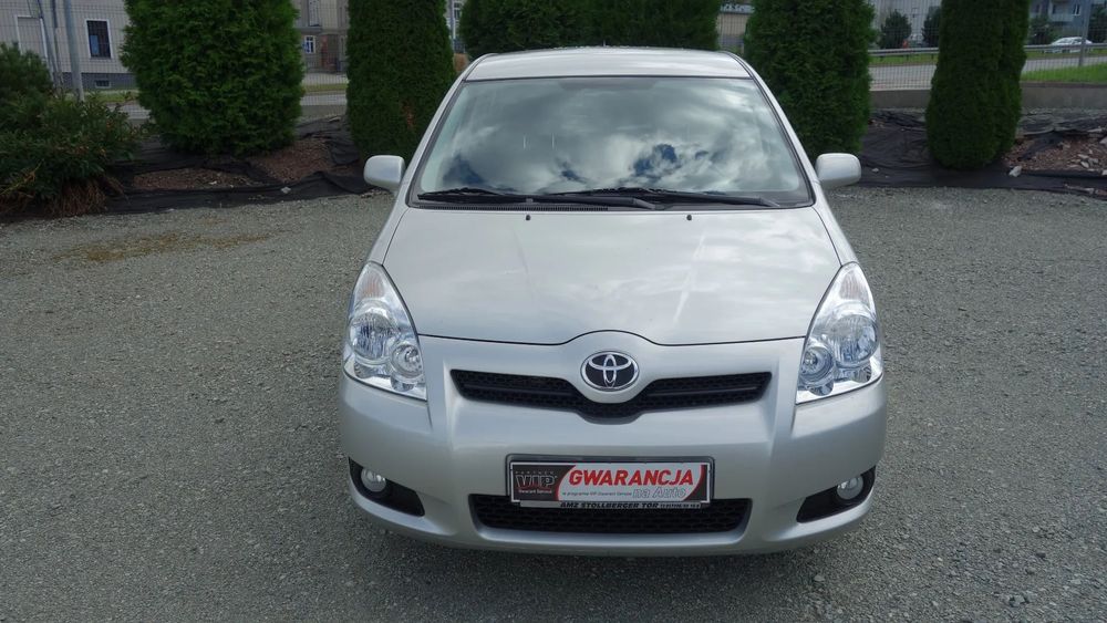 Toyota Corolla Verso 1.8 VVTi Sol+7 Klimatyzacja Bardzo Dobry Stan