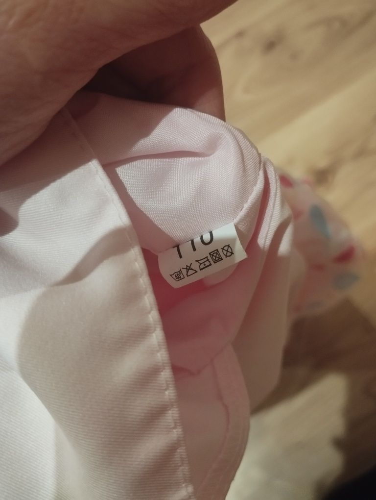 Sukienka dla dziewczynki 110, krótki rękaw