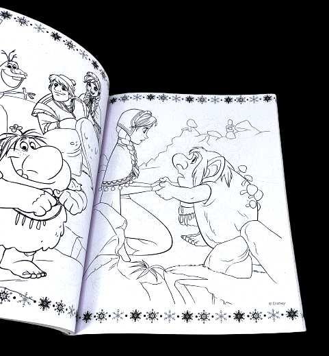 Kolorowanka Kraina Lodu Disney Elsa + naklejki. 128 stron